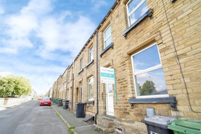 3 bed Terraced for sale Image 5