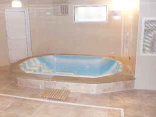 Jacuzzi