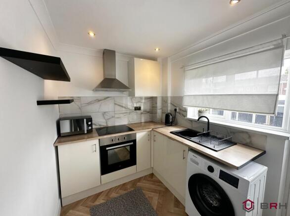 Clover Walk, Bolton-Upon-Dearne, S63 photo 2
