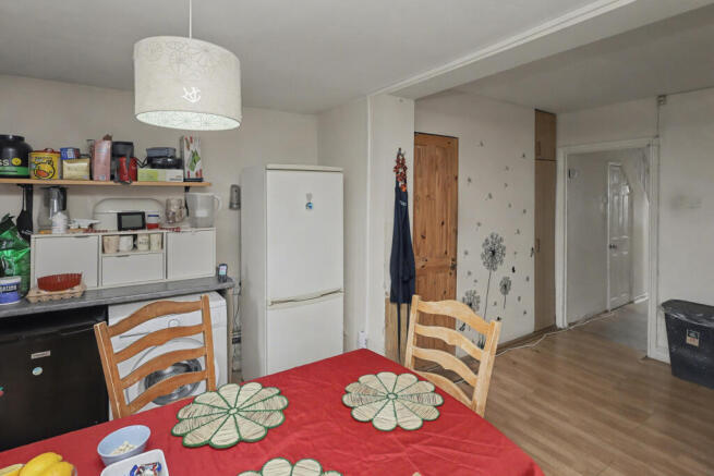 31 Pleasant Way, Wembley, Middlesex HA0 1DG