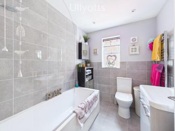 3 bed Detached for sale Image 11