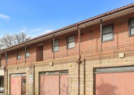 Flat 8, 40 Seven House, Town End, Caterham CR3 5UG