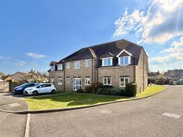 Flat 7, Clovelly House, Honeycrag Close, Polegate BN26 6QJ