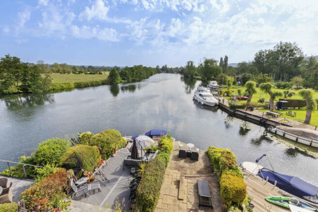 43 Temple Mill Island, SL7 1SQ (LOW RES)-1