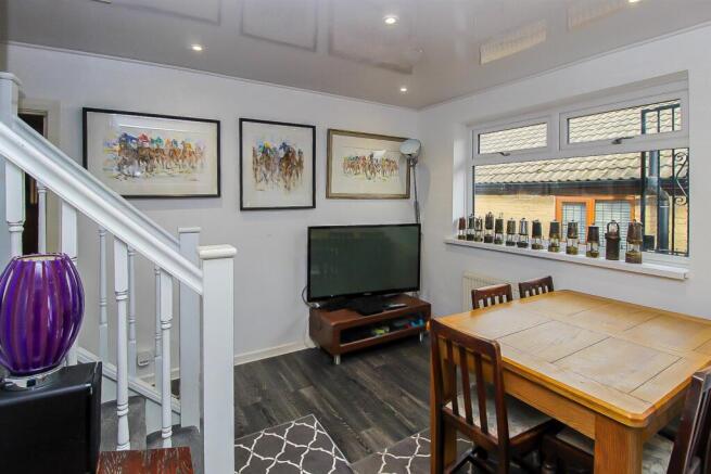 3 bed Detached Bungalow for sale Image 6