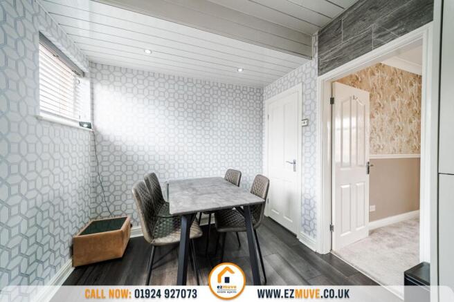3 bed Terraced for sale Image 7