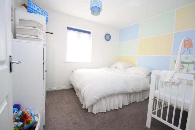 bed 3.JPG