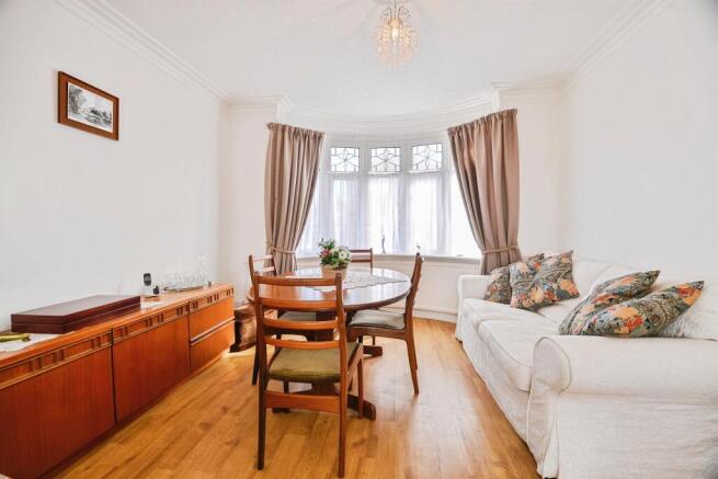 3 bed Semi-Detached for sale Image 6