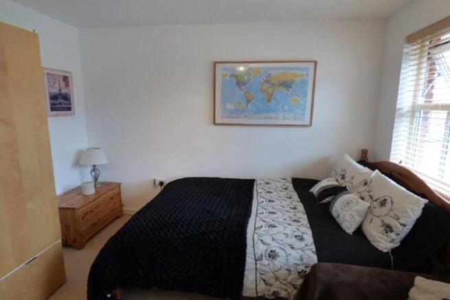 Bedroom 2 - 1