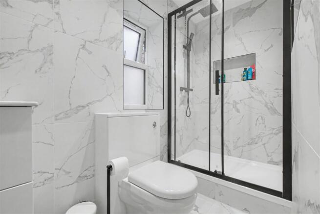 Shower Room_1.jpeg