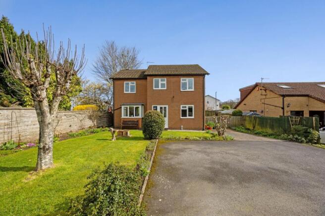 Front Elevation & Garden