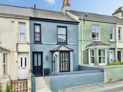 North Road, Saltash, PL12