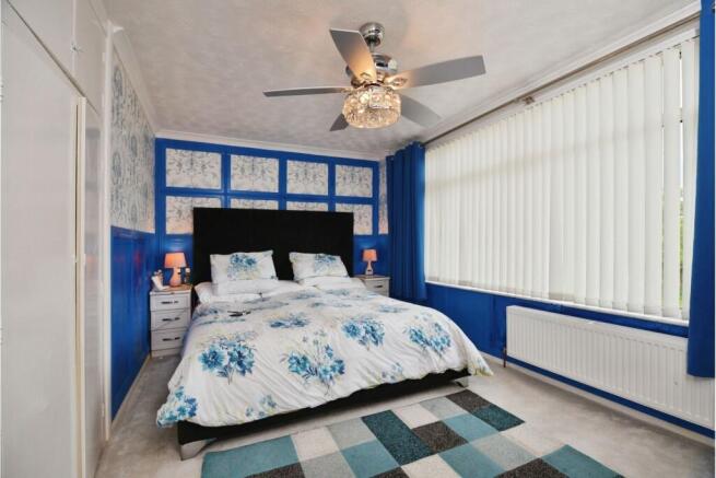 3 bed Semi-Detached for sale Image 11