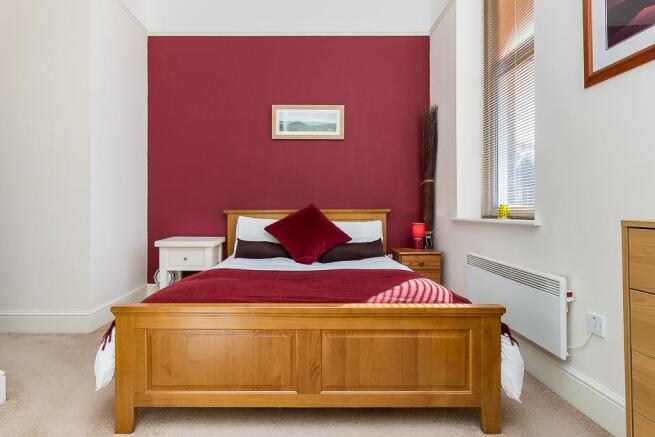 Master Bedroom W/ En-suite