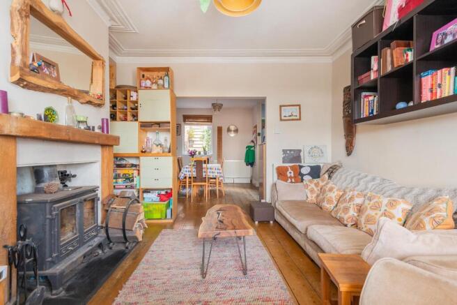 8D6RWH - Living Room A.jpg