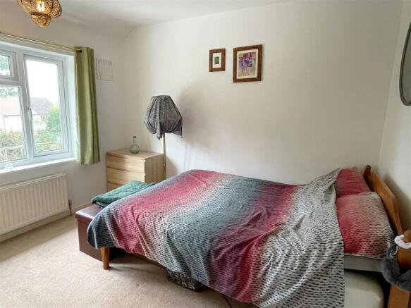 Bed 2.JPG