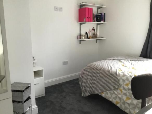 41 Broad St new bed 3.JPG