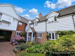 10, Parkside Mews, Hurst Road, Horsham RH12 2SA