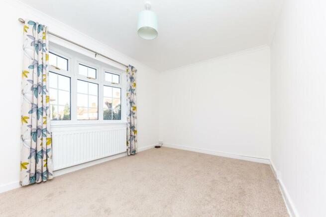 3 Rowan Crescent-7.jpg