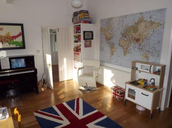 Photo 6