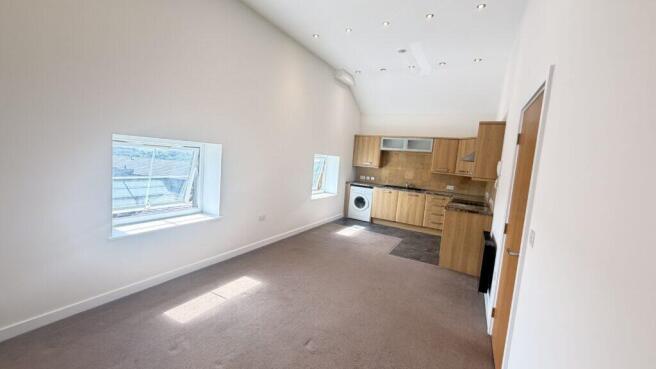1 bed Apartment to rent Image 4