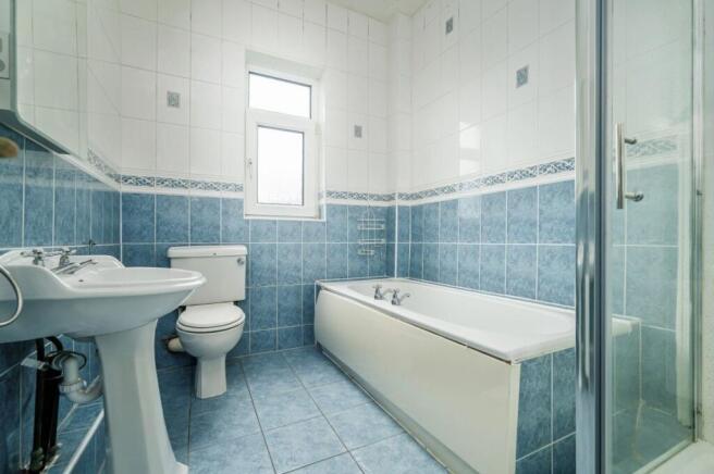 2 bed Terraced for sale Image 11