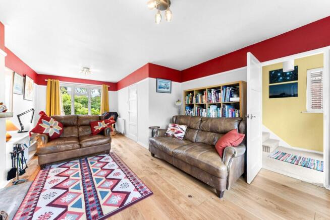 3 bed Semi-Detached for sale Image 6