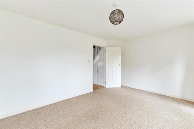 3 Adams Close-5.jpg