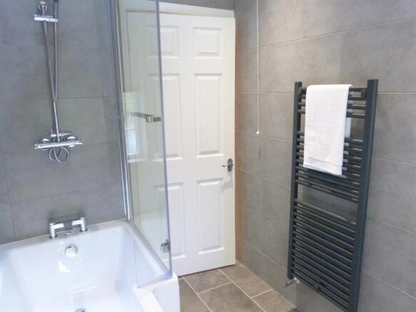 HOUSE BATHROOM