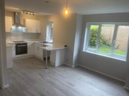 7, Dial Close, Greenhithe DA9 9PY