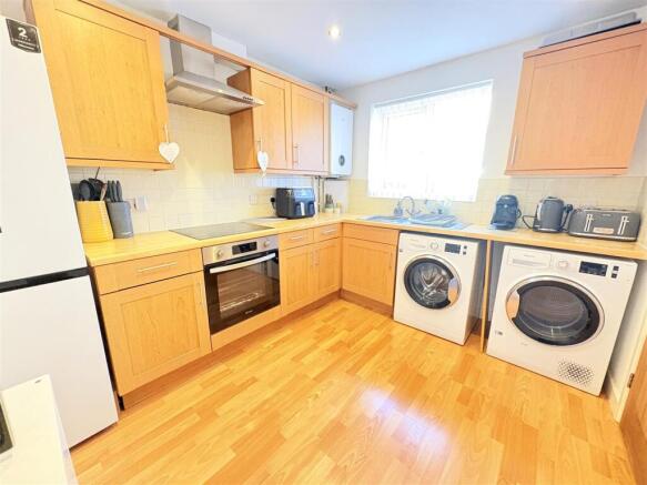 House in Fareham - View 5