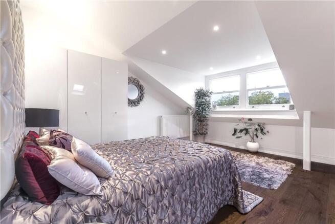 Nw3: Bedroom
