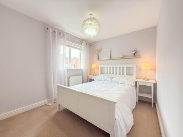 3 bed House for sale Image 9