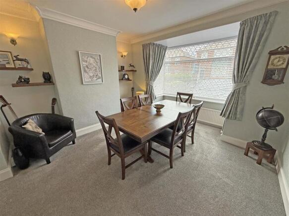 Willoughby Rd Dining Room.jpg