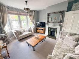 9b, Wenham Drive, Westcliff-on-sea SS0 9BN