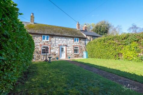 Camp Road, Freshwater