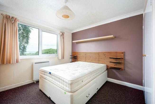 Bedroom1_1.jpg