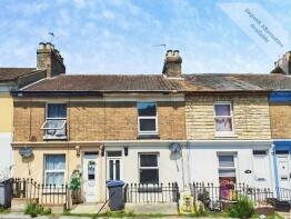112, Clarendon Place, Dover CT17 9QD