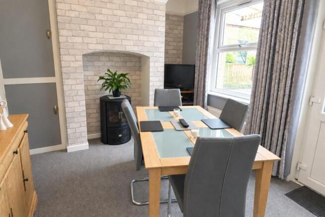 Dining room.jpg