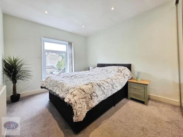 1 bed Flat for sale Image 10