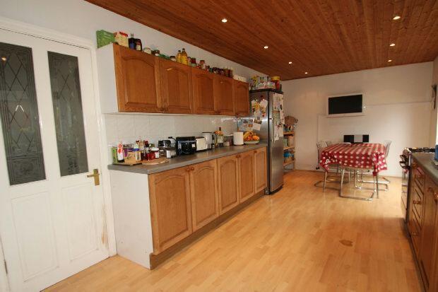 Dining Kitchen Aspec