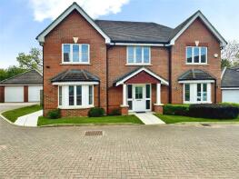 8, Dowles Barn Close, Wokingham RG41 4ET