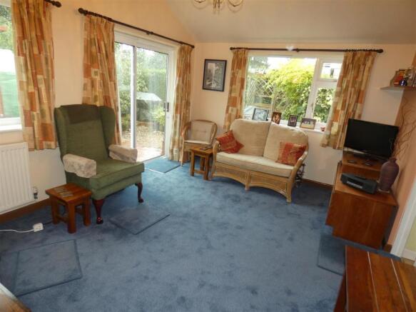 Sitting Room/Lounge