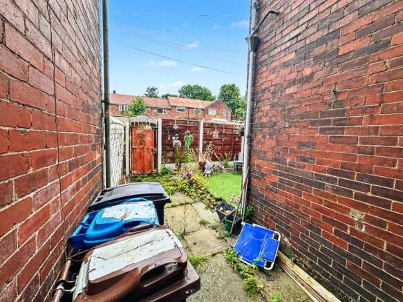 2 bed Terraced for sale Image 10