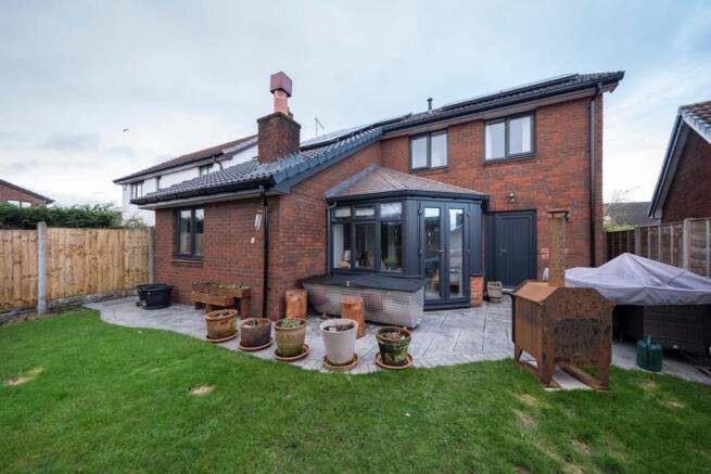 110 Heath lane-028.JPG