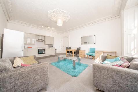 42B Roseangle, Dundee, DD1