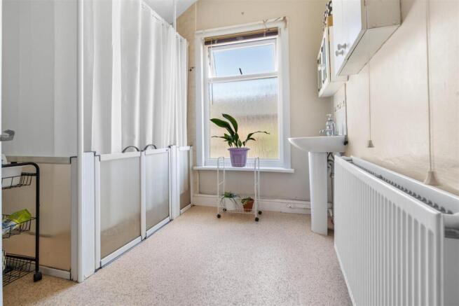 2 bed Terraced for sale Image 9