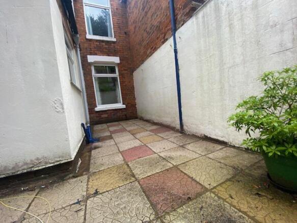 Rear Courtyard 