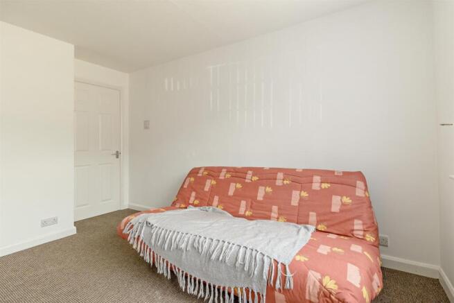 3 bed Detached Bungalow for sale Image 10