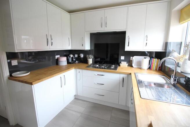 Fitted Kitchen